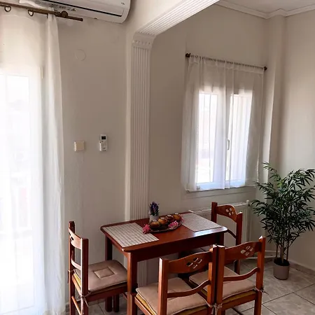 με θέα την θάλασσα דירה נאוי אפיבטיי
